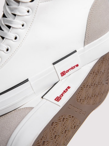 Ombre Sneakers hoog in Wit