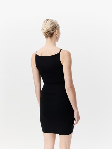 Robe d’été 'Dena' LeGer by Lena Gercke en noir