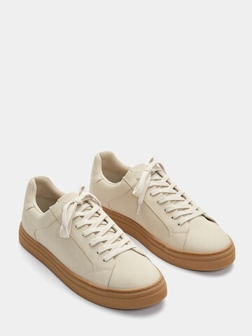 Pull&Bear Sneaker in Beige