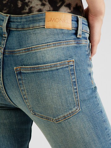 Flared Jeans di Monki in blu