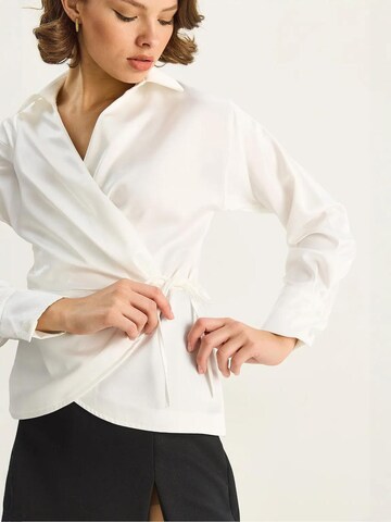 Chemisier Bianco Lucci en blanc