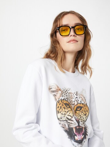 EINSTEIN & NEWTON Sweatshirt 'Klara Geist' in White