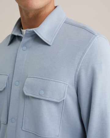 WE Fashion Преходно яке в синьо