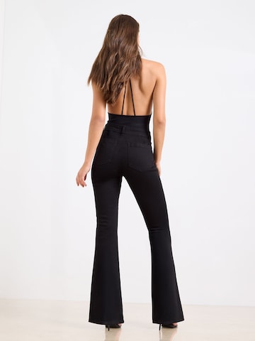 Lipsy Regular Jeans in Schwarz