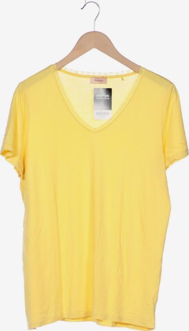 TRIANGLE Top & Shirt in XL in Yellow: front