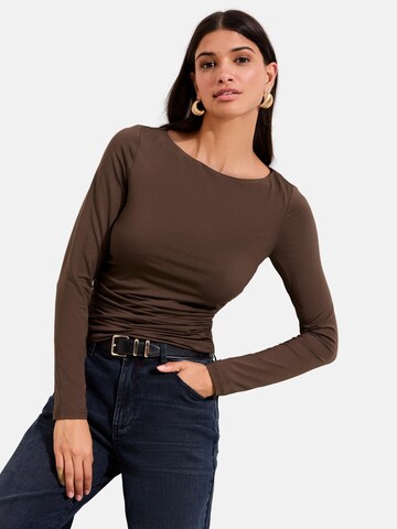 Friends Like These Футболка в Коричневый: спереди