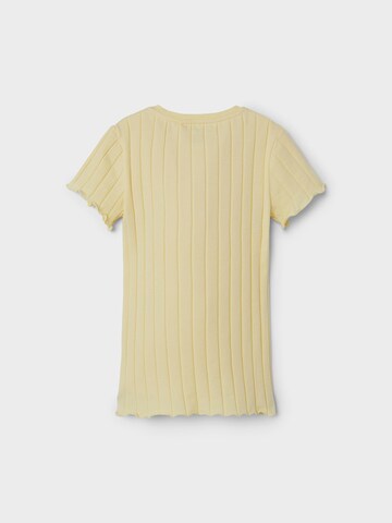 NAME IT - Camiseta 'Noralina' en amarillo