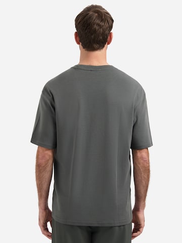 T-Shirt No Excess en gris : derrière