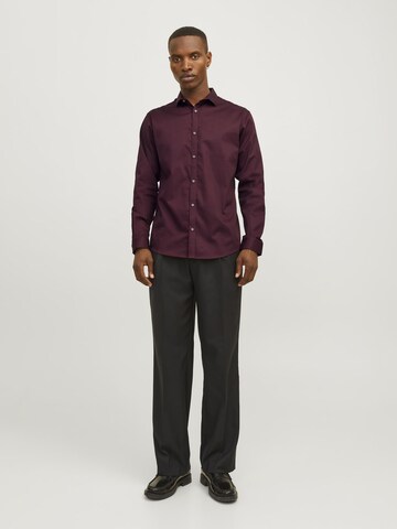 JACK & JONES Slim fit Button Up Shirt in Red