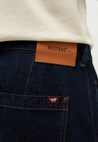 MUSTANG Loose fit Cargo Pants in Blue