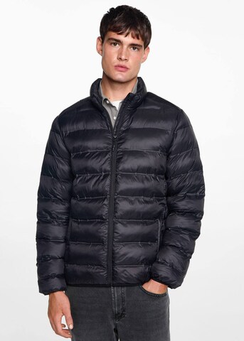 MANGO TEEN Winterjacke in Schwarz: Vorderseite