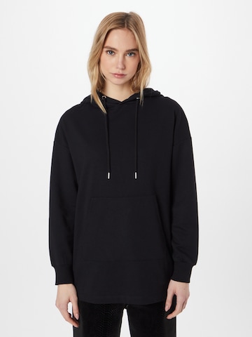 QS Sweatshirt in Zwart: voorkant