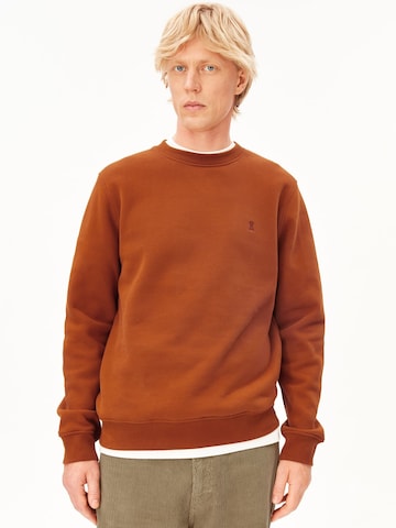 ARMEDANGELS Sweatshirt 'BAARO ' in Red: front