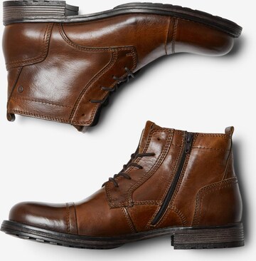 JACK & JONES Veterboots 'Russel' in Bruin