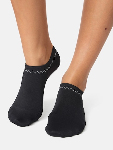 Nur Die Ankle Socks in Black