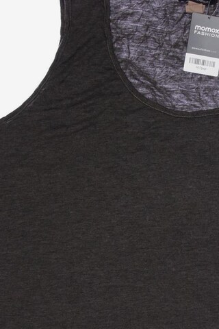 Sara Lindholm Top & Shirt in 6XL in Grey
