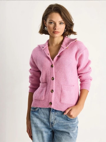 Bianco Lucci Knit Cardigan in Pink: front