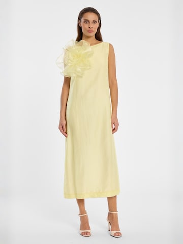Ana Alcazar Kleid 'Dawna' in Gelb