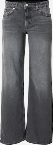 Monki Loose fit Jeans in Black: front
