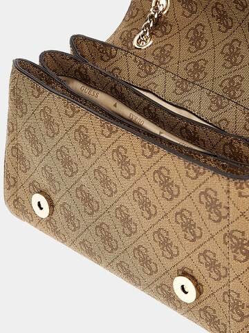 GUESS Umhängetasche 'Noelle' in Beige
