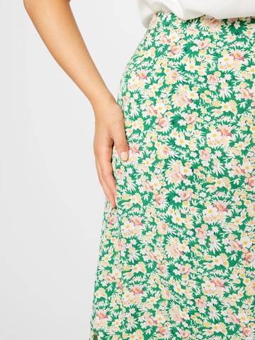 EVOKED Skirt 'EASY' in Green