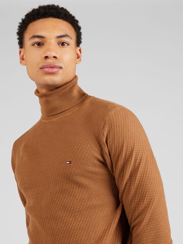 TOMMY HILFIGER Sweter w kolorze brązowy