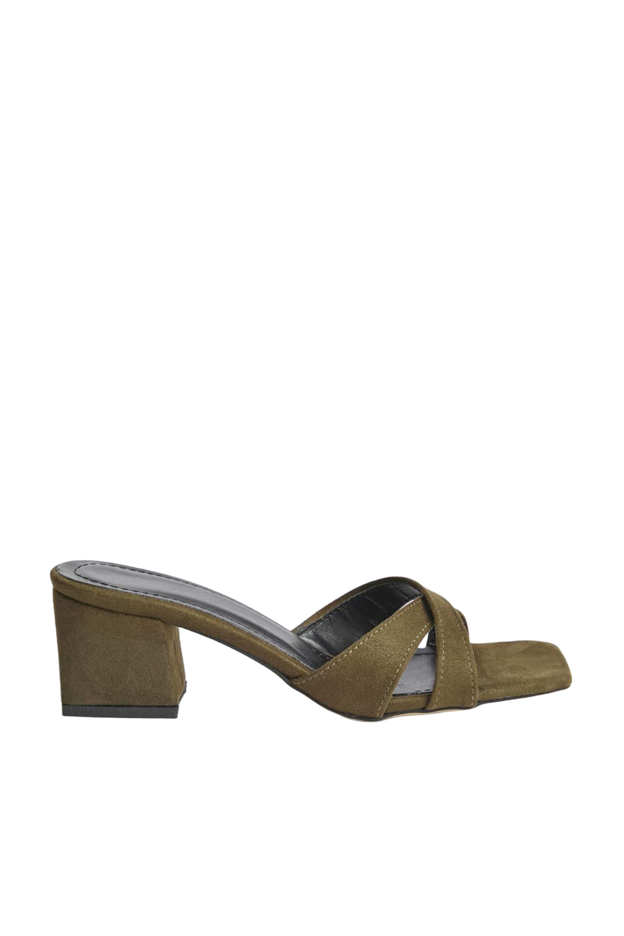 Trendyol - Zapatos abiertos en verde: frente