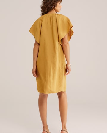 WE Fashion Jurk in Geel