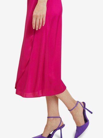 Vera Mont Evening Dress in Pink