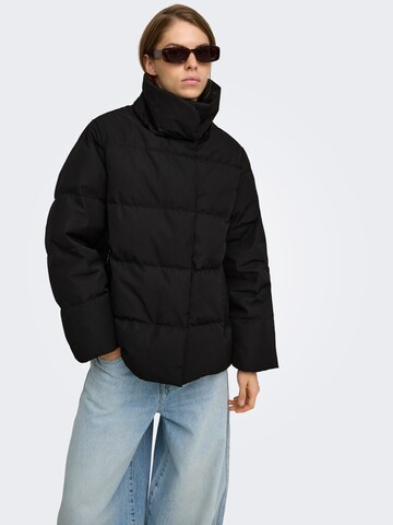 Veste d’hiver 'ONLSum' ONLY en noir