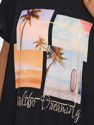 ONLY Carmakoma - Camiseta en negro
