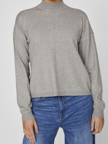 VILA - Jersey en gris