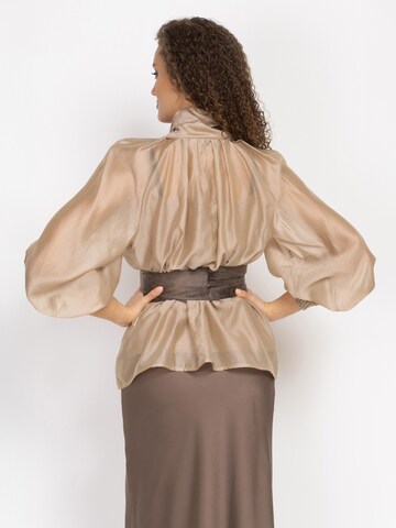 JIORO Bluse 'ESSENTIALS'‌‌‌‌‌‌‌‌‌ in Beige