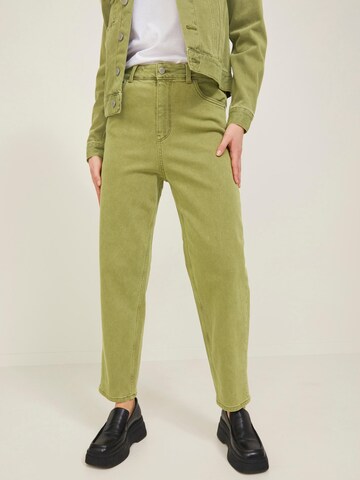 JJXX Tapered Jeans 'Lisbon' in Grün: Vorderseite