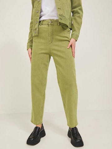 JJXX Tapered Jeans 'Lisbon' in Green: front