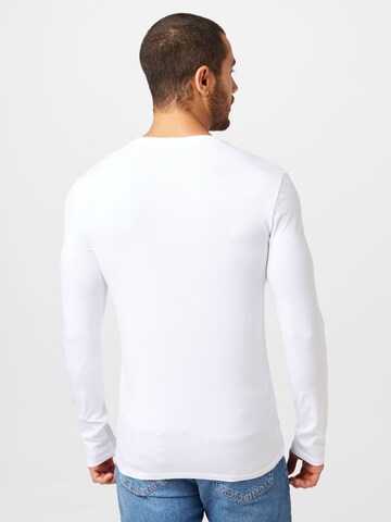 T-Shirt GUESS en blanc