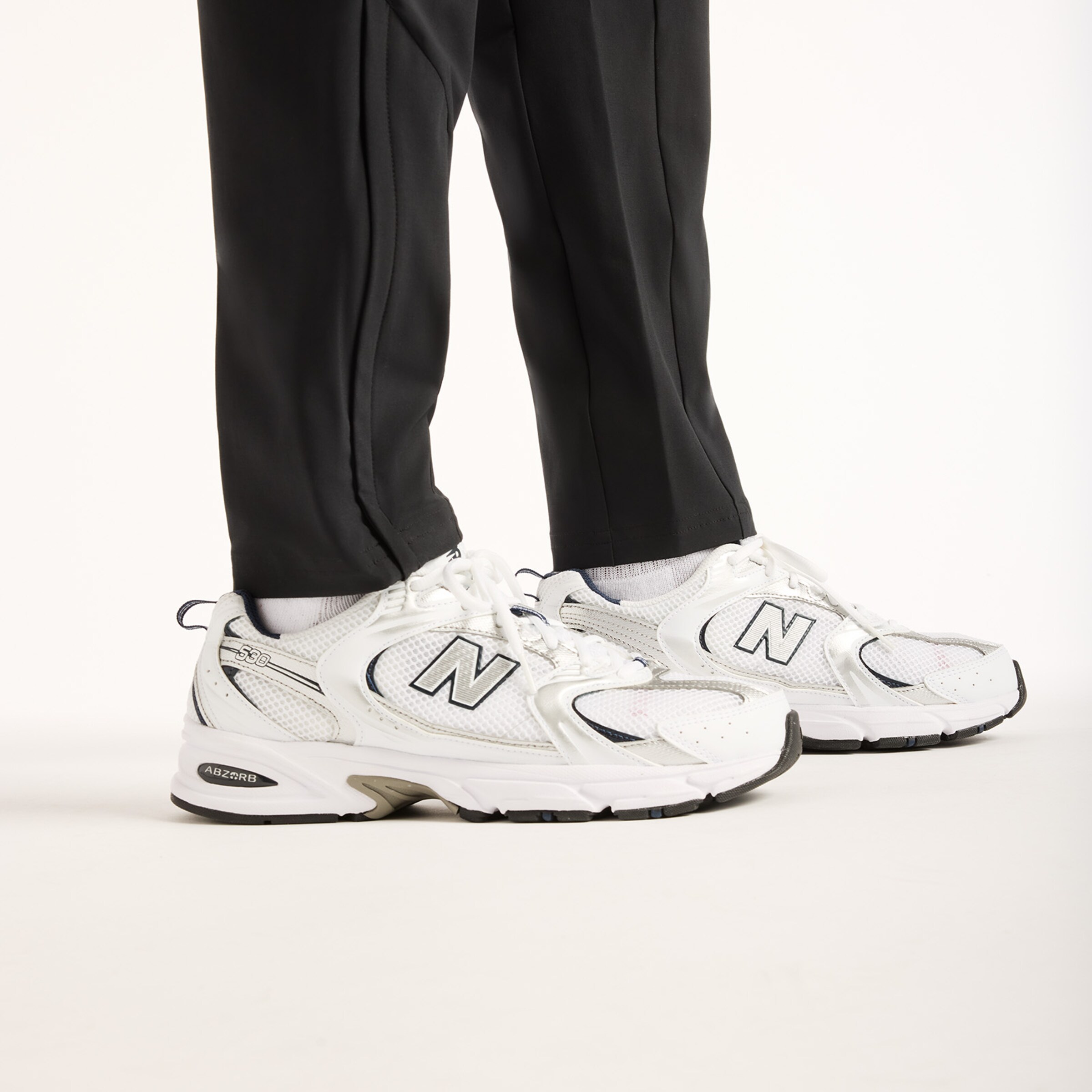 new balance Regular Pants in Black