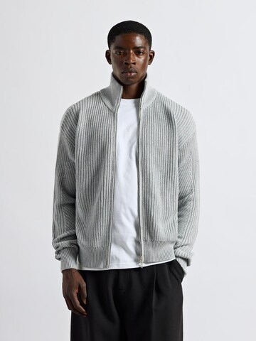 Burocs Knit Cardigan in Grey