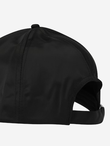 Casquette GUESS en noir