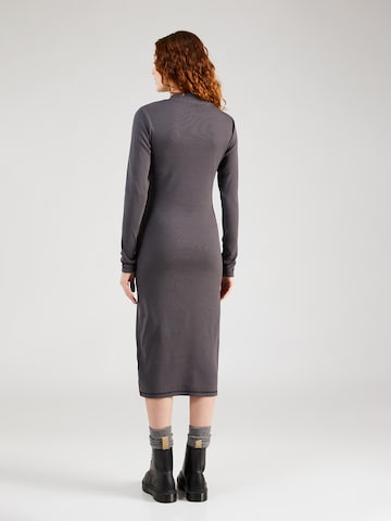 Calvin Klein Jeans Kleid 'HERO' in Grau