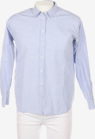 Closed Button Up Shirt in M in Blue: front