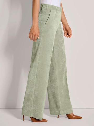 MADELEINE Loosefit Broek in Groen