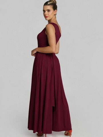 Madnezz House Dress in Red