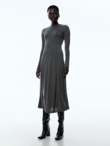 EDITED - Vestido 'Jordana' en gris: frente