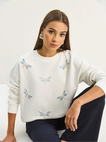 Felpa di Bianco Lucci in bianco