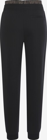 Slimfit Pantaloni de la VENICE BEACH pe negru