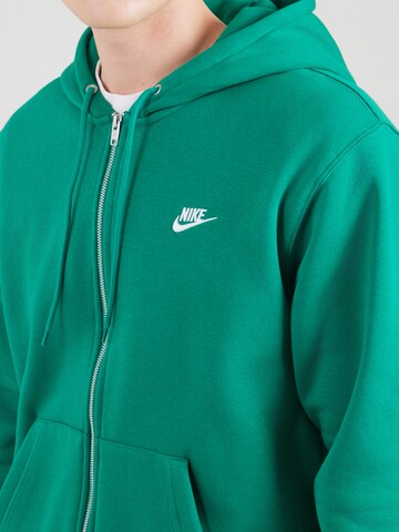 Sweat-shirt 'CLUB' Nike Sportswear en vert