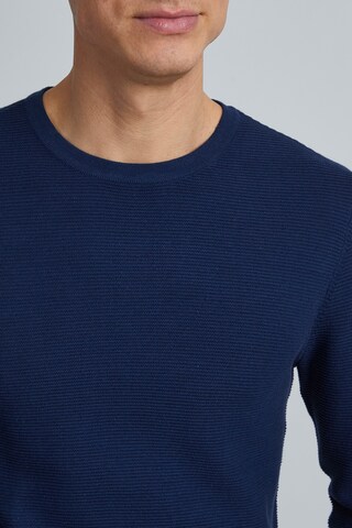 11 Project Strickpullover 'FRODE' in Blau