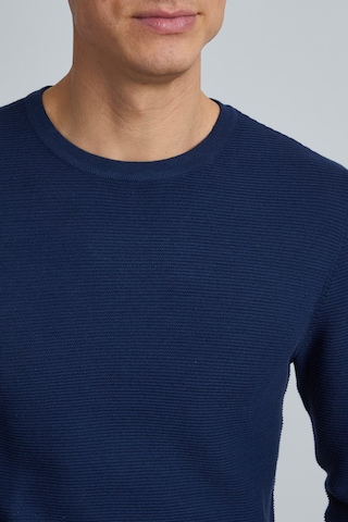 11 Project Strickpullover 'FRODE' in Blau