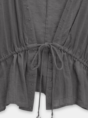 Pull&Bear Bluse in Grau